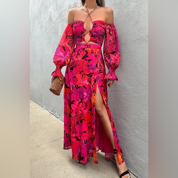 Runaway The Label Dresses & Skirts - RUNAWAY KARMA MAXI DRESS ORANGE FLORAL Size 10 XL